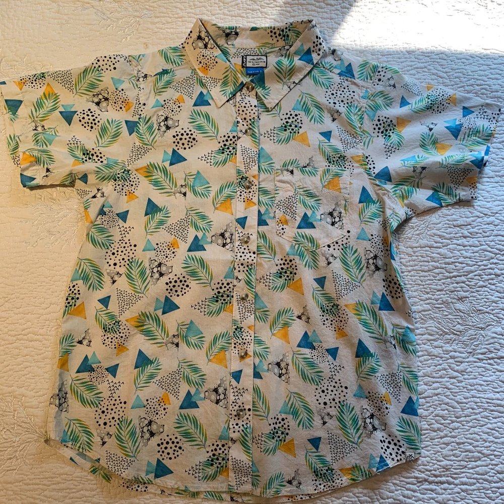 Short-Sleeve Button Down Short